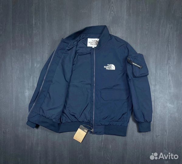 Бомбер The North Face