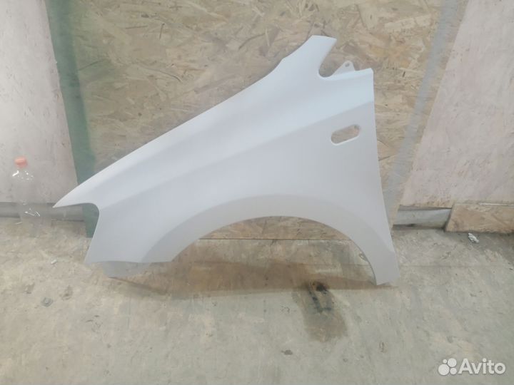 Крыло передние на volkswagen polo 2015