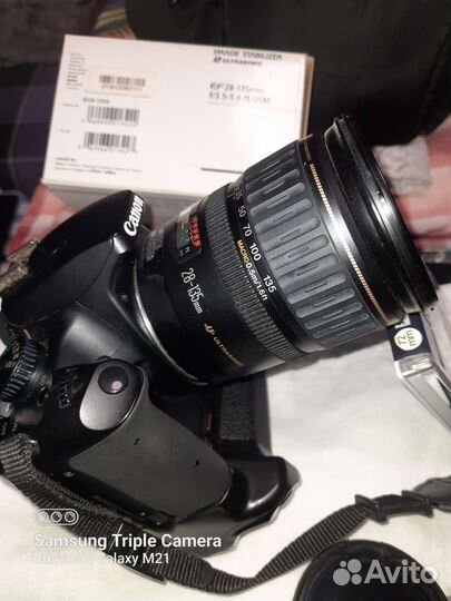 Зеркальный фотоаппарат canon 1000D