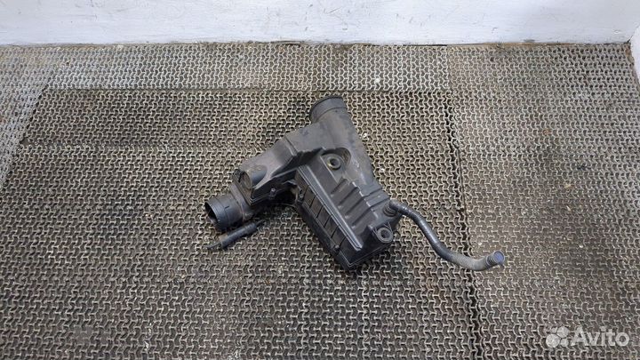 Корпус воздушного фильтра Volkswagen Caddy, 2014