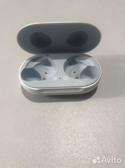 Кейс для наушников samsung buds