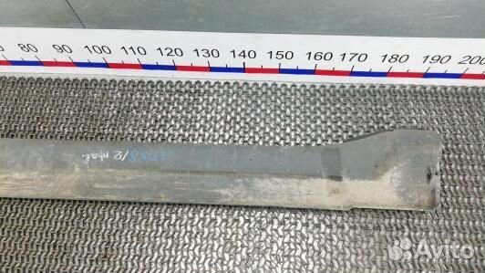 Накладка на порог mitsubishi pajero 4 (2DN08GZ02)