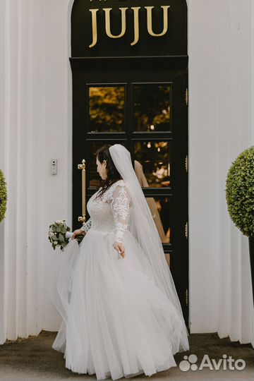 Свадебное платье 46 48