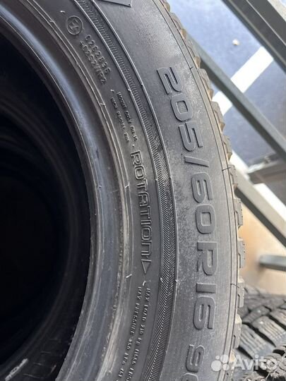 Nokian Tyres Hakkapeliitta 8 SUV 205/60 R16 96T