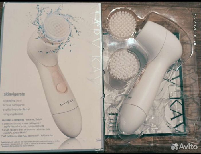 Щетка для очищения лица