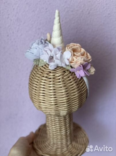 Ободок весенний нежный с цветами Единорог