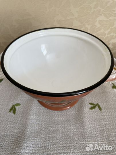 Супница эмалированная с крышкой СССР