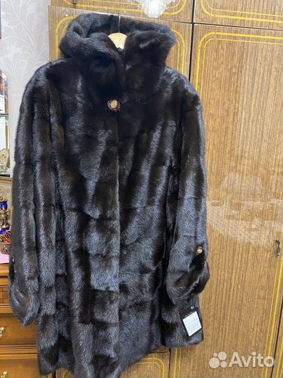 Шуба норковая с капюшоном новая