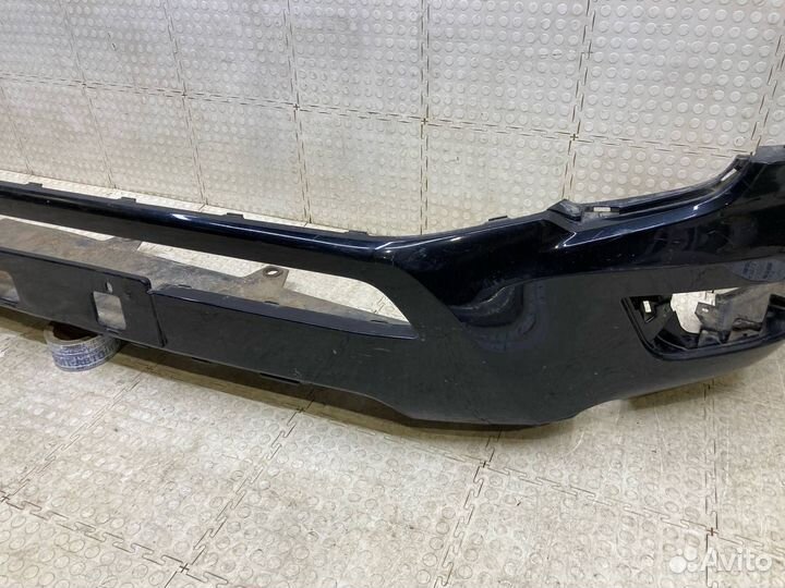 Бампер передний Toyota Land Cruiser 300 2021