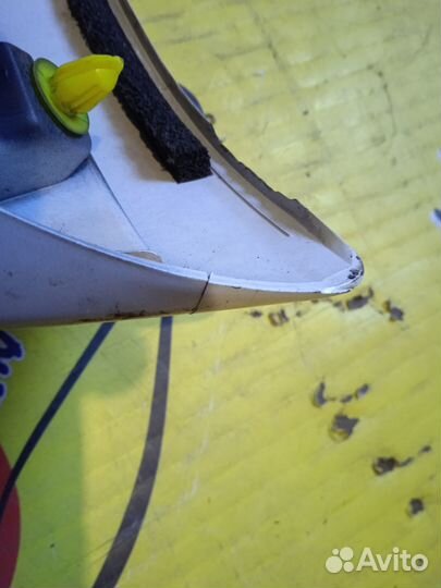 Спойлер toyota wish ZNE10