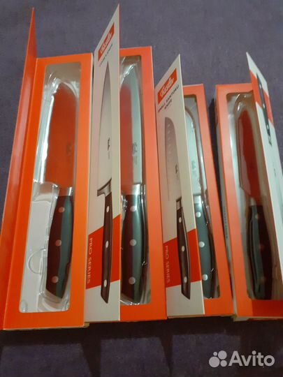 Набор кухонных ножей