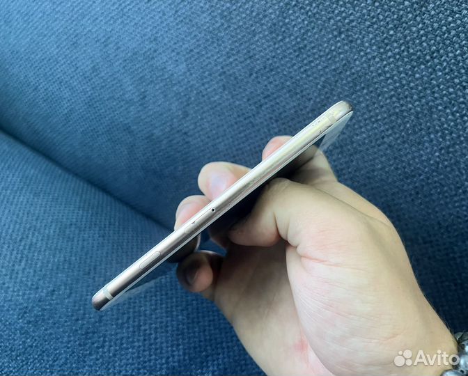 iPhone 8 /64gb