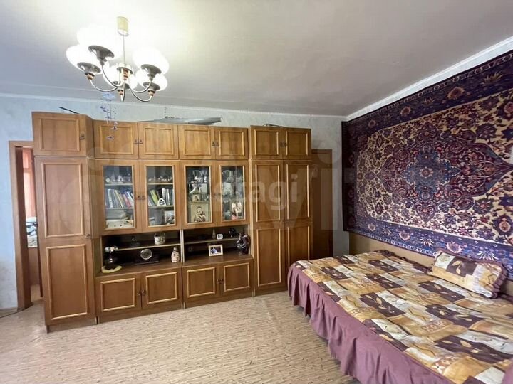 2-к. квартира, 43 м², 5/5 эт.