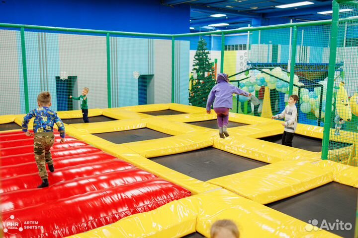 Батутная арена