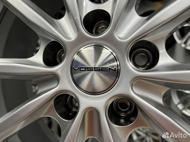 Диски R17 Vossen на Skoda Kodiak Octavia Superb