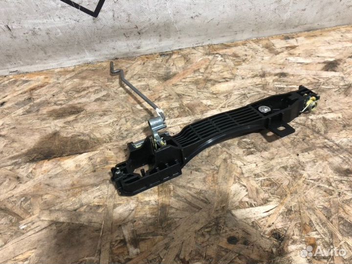 Кронштейн ручки двери передний левый Mazda 6 GJ