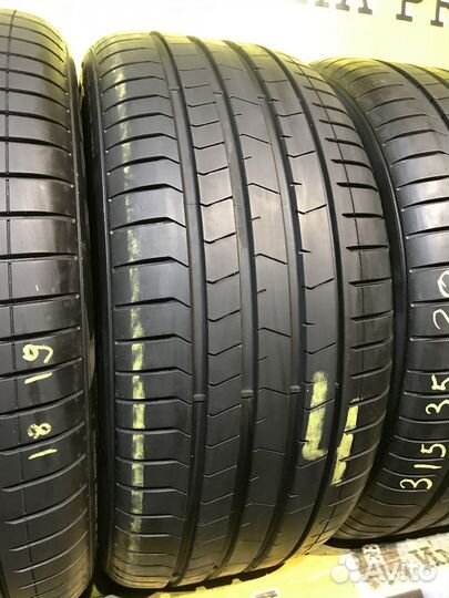 Pirelli P Zero PZ4 275/40 R20 и 315/35 R20 106W