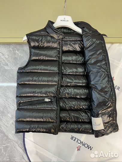 Жилетка moncler NEW collection