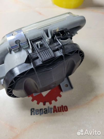 Противотуманная фара w210 дорест