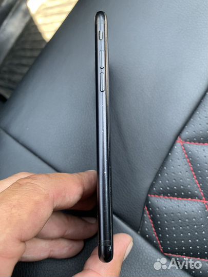 Мобильные телефоны бу iPhone 7