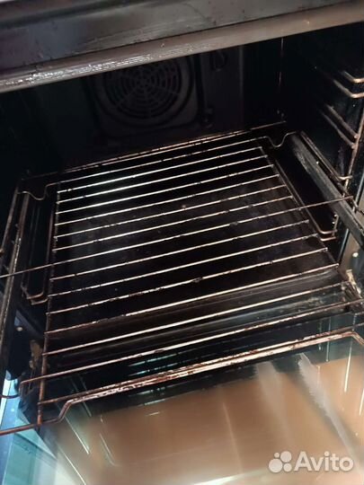 Встраиваемый духовой шкаф Hansa