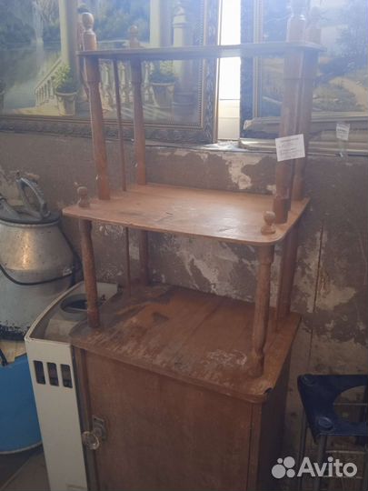 Тумбочкаэтажерка