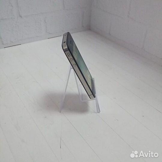 Apple iPhone 4S 512 мб/8 Гб Смартфон