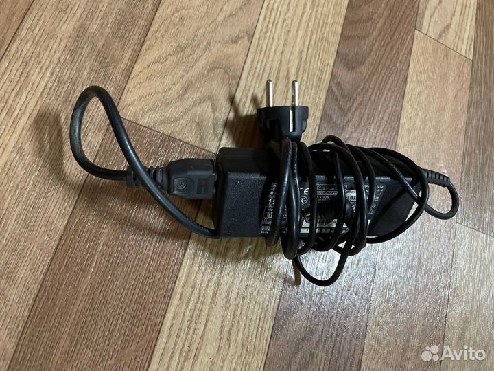 Ноутбук sony vaio на запчасти+рабочий провод