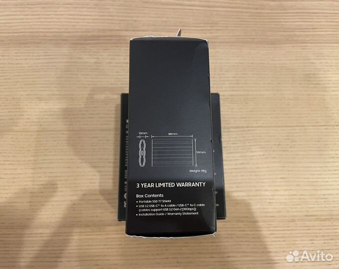 Samsung portable SSD T7 shield 2TB новый