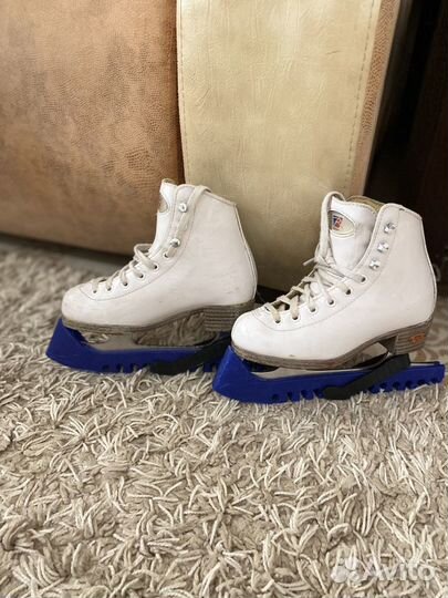 Спортивные вещи для фигурного катания