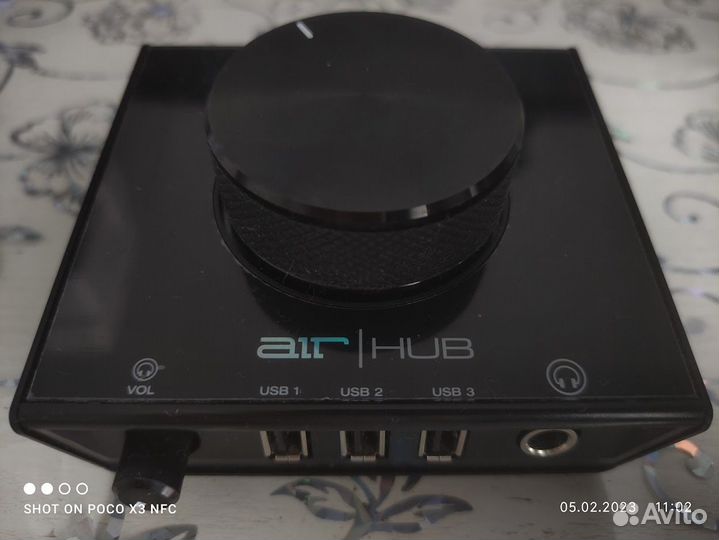Аудиоинтерфейс / звуковая карта M-Audio Air Hub