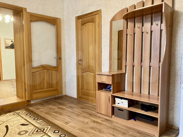 Дом 200 м² на участке 7 сот.