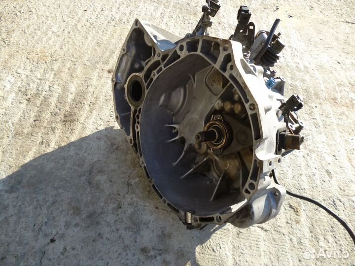 Коробка передач Nissan X-Trail (T30) 2.2 DCI