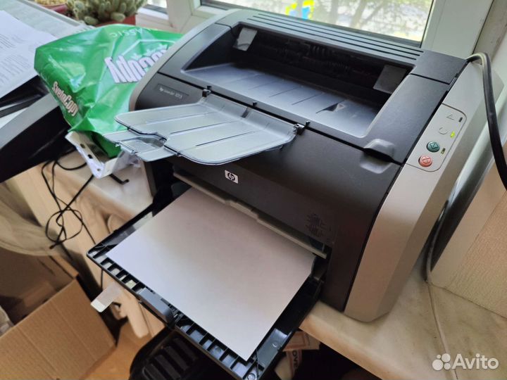 Принтер HP laserjet 1015
