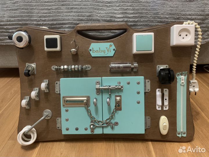 Бизиборд Baby Vi