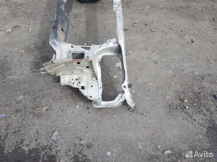 Рамка радиатора Toyota Camry CV40 3CT 1996