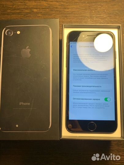 Телефон iPhone 7, Jet Black, 32GB