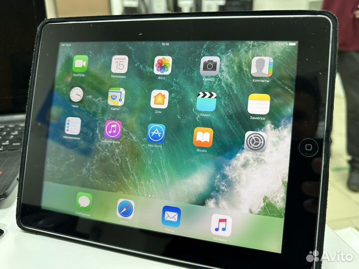 Планшет Apple iPad 4 16GB LTE A1460