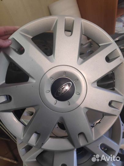 Комплект колес с колпаками на форд фьюжн