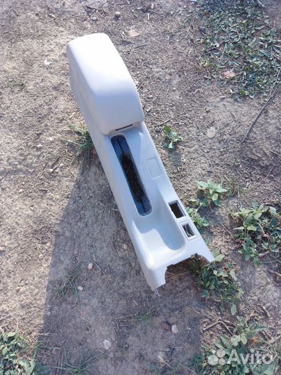 Детали салона пластик Toyota Corolla ee111