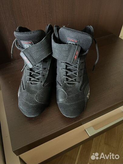 Мотоботы tcx