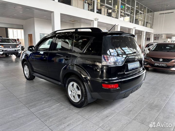 Mitsubishi Outlander 2.0 CVT, 2011, 130 000 км