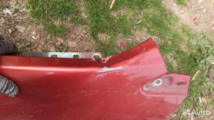 Крыло переднее левое Ford Fiesta 2001-2007