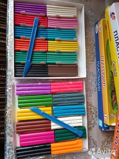 Пластилин новый