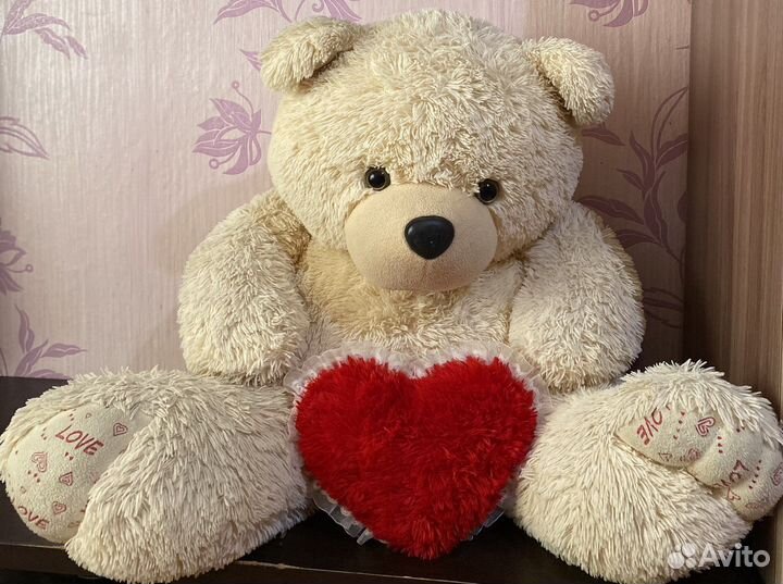 Плюшевый медведь