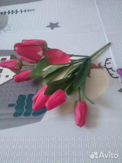 Искусственные тюльпаны