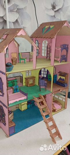 Домик для кукол
