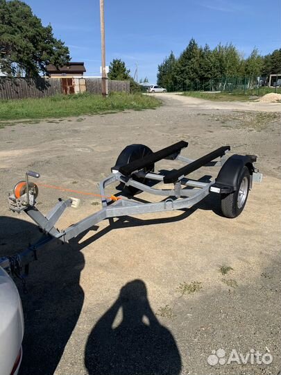 Лодочный прицеп