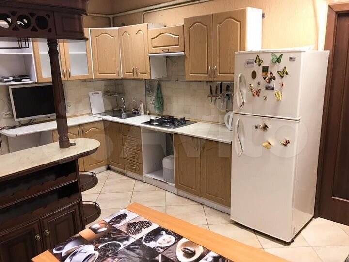 3-к. квартира, 89,7 м², 1/3 эт.