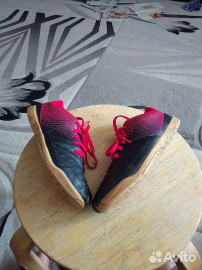 Футзалки 35 размер